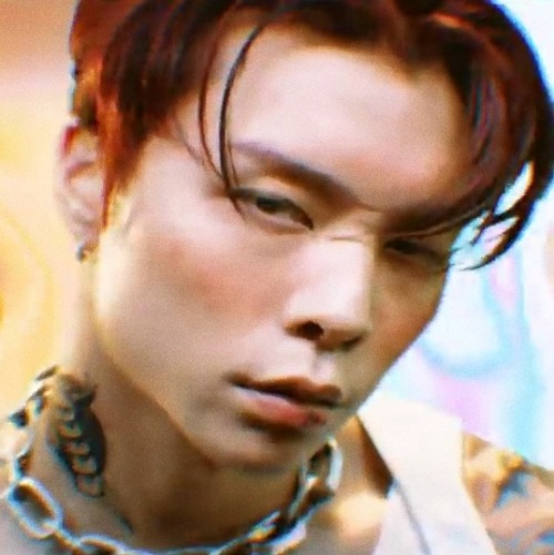 JOHNNY PUNCH MV ICONS
