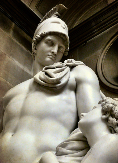 statuemania:Mars Restrained by Cupid (closeup)by John Gibson, ca. 1820,Chatsworth House, Derbyshire,