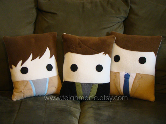 pippihn:  Welcome to my 4.5k follower giveaway! My last giveaway was a great success