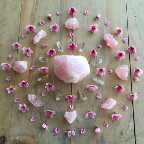 crystalcurses:  // pink witch.