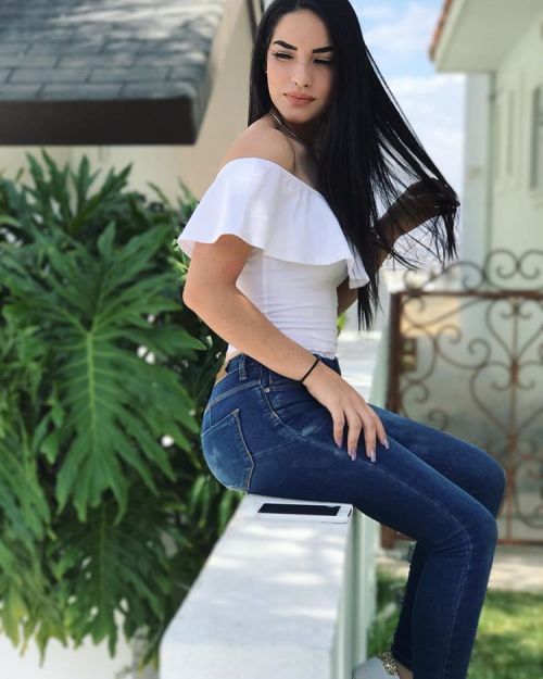 instagirls1991:Kimberly Loaiza
