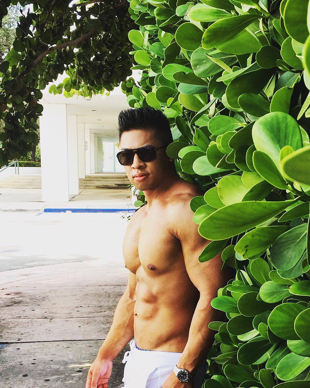 Viva!Asian hunks!