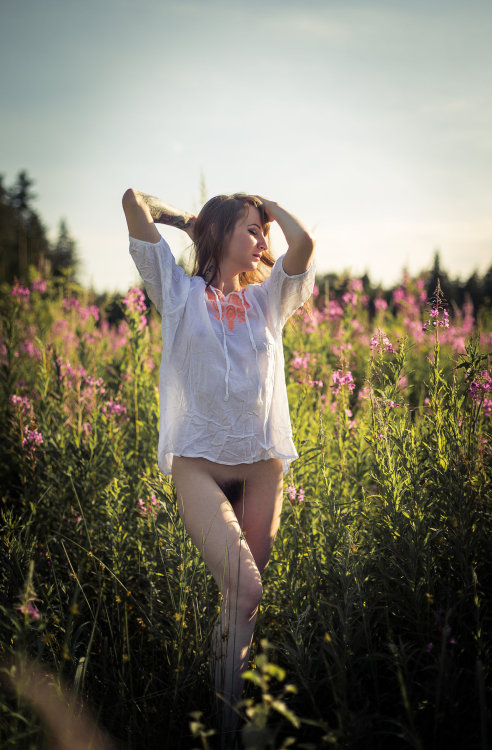 fem-affinity: 446 by talionn