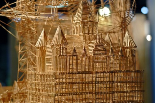 gaksdesigns:100,000 toothpicks + 35 years = ‘Rolling through the Bay’ by Scott Weaver.