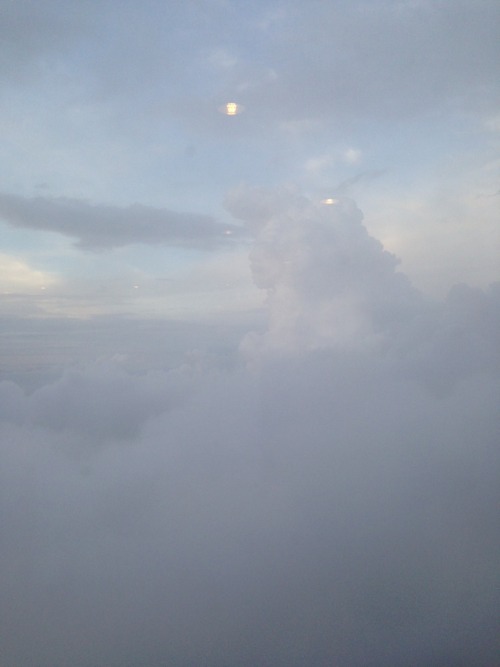 starliete:6000ft above sealevel cloud pic