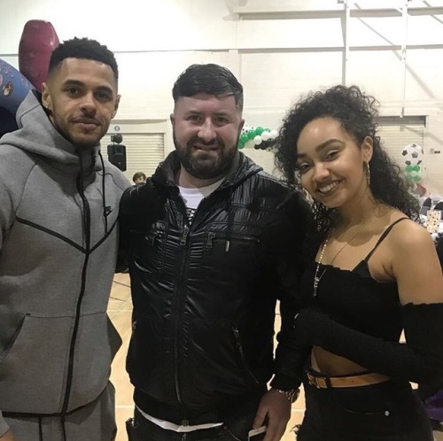 littlemixonline:lee_w_roberts: @stilldre7 @leighannepinnock