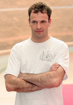 Jonny Lee Miller 