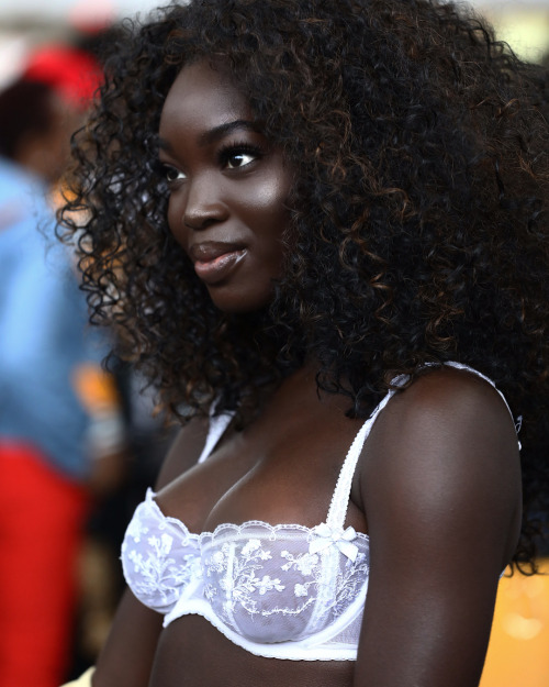 putitonmydash: Dora Owusu