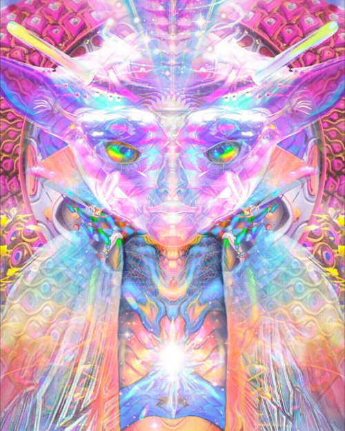 digitalsymmetry: “Tierro Trifinity” - Holographic Light Being- B*