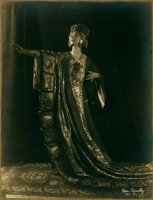 The dancer Ruth St. Denis as Byzantine Empress Theodora by Jean de Strelecki, 1917-18