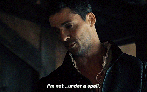 madisonreyes:When did you first cross paths with her? Do you remember? Kit. I’m not under a spell. J