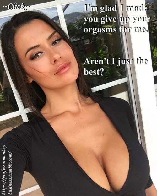 Porn Captions Hottest Cleavage Ever - professormonkeybusiness: The best! Porn Photo Pics
