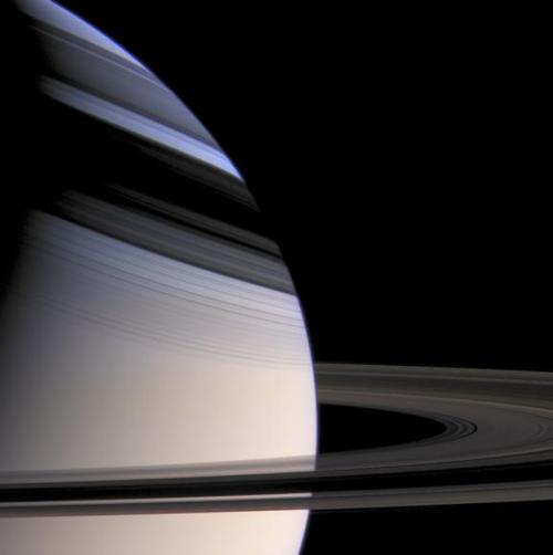 littlelimpstiff14u2:These are the Most Incredible Photos Shot by NASA’s Cassini ProbeThe Cassini spa