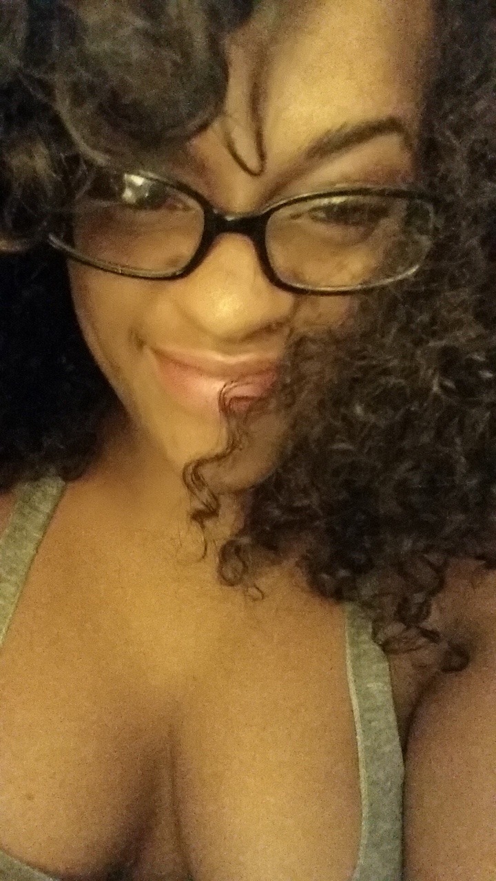 nayaac:  🌺&quot;she changed her hair again, ooo Dennis Rodman.“ 🌸  Happy