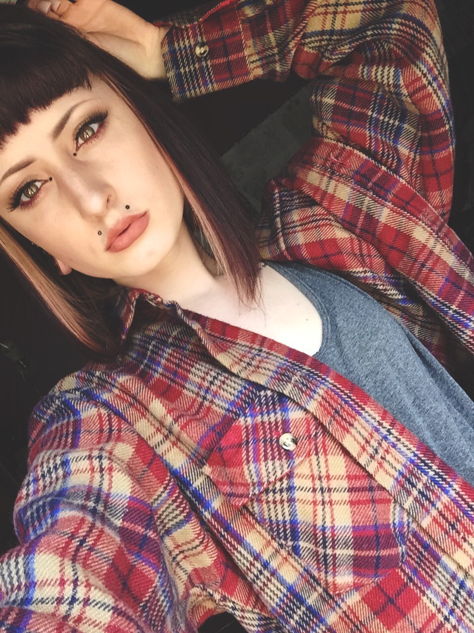 -miranda-ann:  Septum hidden because I’m in the process of stretching it 😌