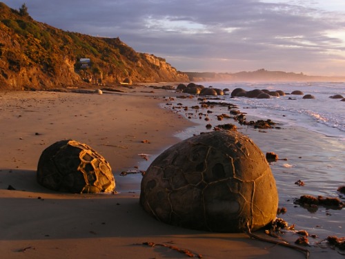 Moeraki BouldersThese spherical boulders on Koekohe Beach in New Zealand are alleged by Maori legend