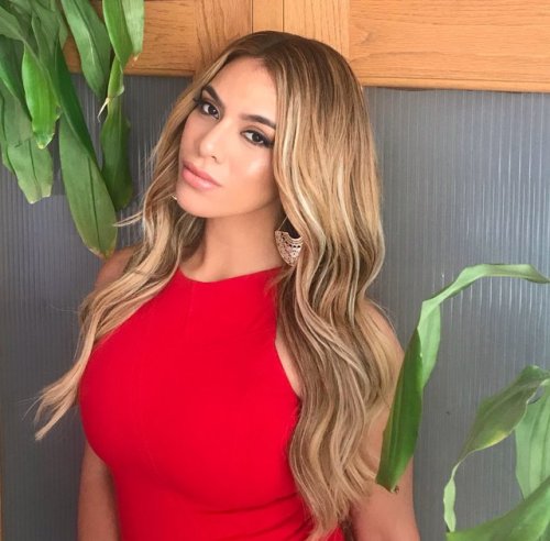 Dinah on @CarleneKMakeup’s Instagram post