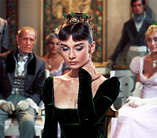 assyrianjalebi: Audrey Hepburn in War and Peace (1956)