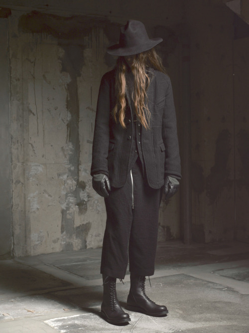cruvoirdotcom:The Viridi-anne, Autumn Winter 2015 Preview