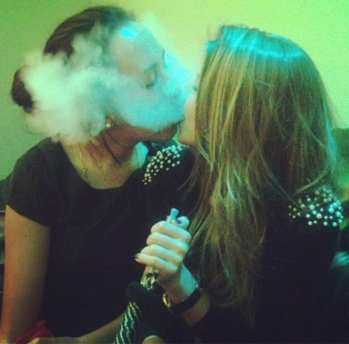 polinaegorussia:  Smoke Weed Every Day 