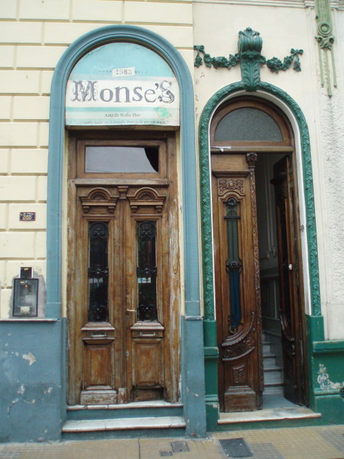 Puertas, San Telmo, Buenos Aires, 2007.