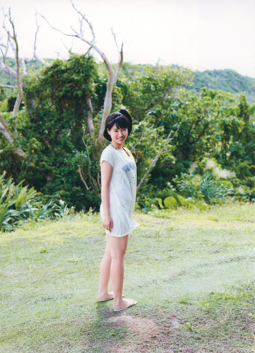 voz48reloaded:  Tomonaga Mio 1st Photobook 「Hinata」