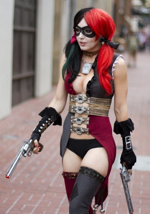 jd30:  Cosplay women are fucking hot!!!!!!! :-D 