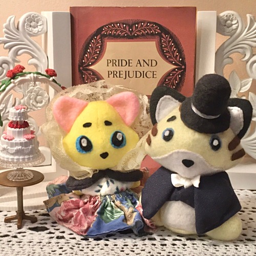 Pride &amp; Prejudice - Darcy &amp; Elizabeth(Handmade Soft Toys inspired by the characters of Jane 