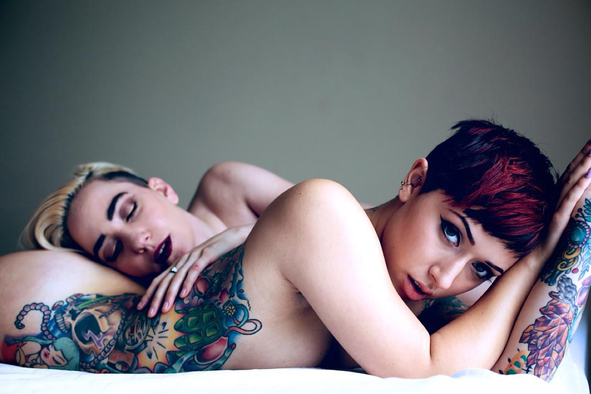 liquorinthefront:  godsavecarolynjean &amp; ittybittykaceface by themorty 
