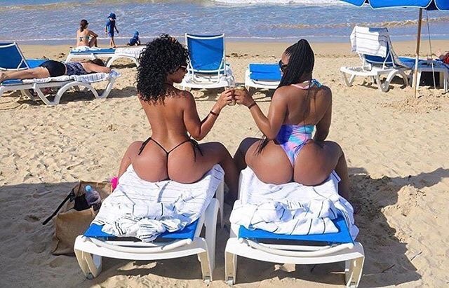 thefinestbeauties:Aimee Ovalles x Priscilla Malcolm @slbtumblng lets share~ ;9