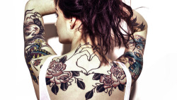 hot4tattoobabes:  hot4tattoobabes