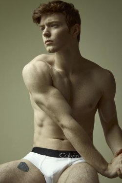 maximien: Actor Cameron Monaghan  