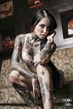 we-require-more-tatooed-girls:  More @ http://we-require-more-tatooed-girls.tumblr.com