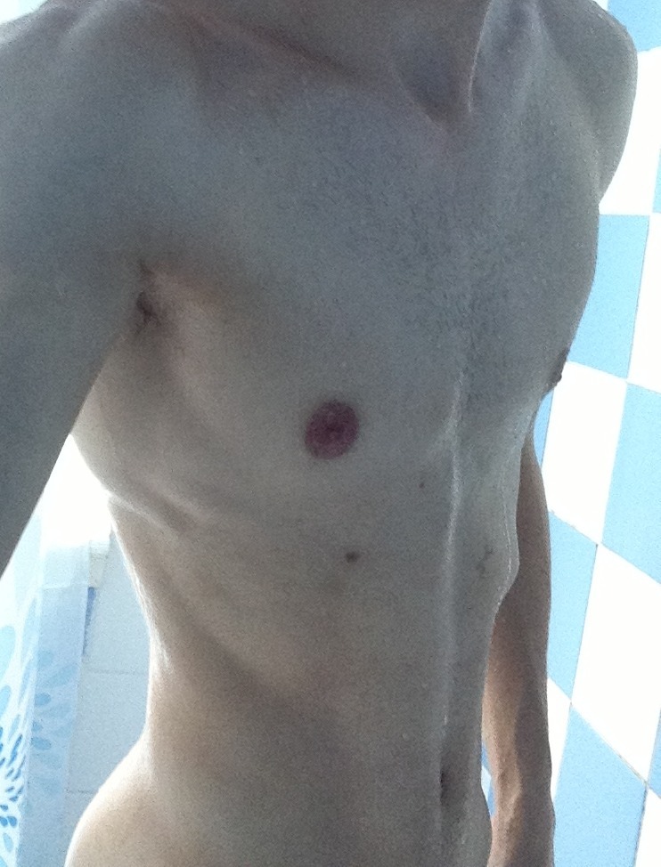 vraul:  More shower selfies.  omfggggg