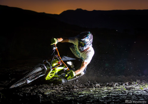 chirosangaku: Going for the Bar Drag at night! - EdwardsEntertainment - Mountain Biking Pictures - V