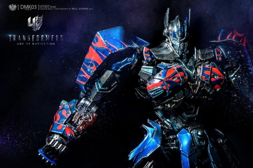 ani-plamo:   Optimus Prime AoE Ver. [Takara - DMK03] Detail Paint Job by WillChong - [blog] 