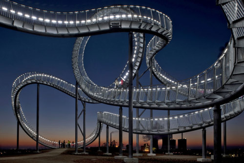 Tiger & Turtle - Magic Mountain – The walkable outdoor large-scale sculpture on the Heinrich-Hil