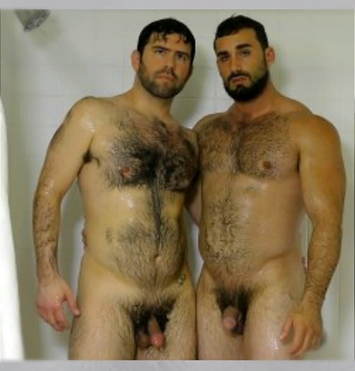 lovemusicnudefreedom:Jaxton Wheeler and me showering after filming our scenes for The Guy Site.