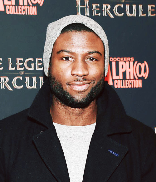 softywolf:  Sinqua at the “The Legend Of Hercules” premiere at Crosby Street Hotel on January 6, 2014 in New York City. 