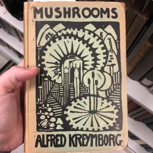 This beautiful binding holds Alfred Kreymborg’s free-verse tone-poems, known as ‘mushrooms’. From th