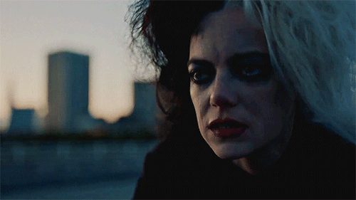 CRUELLA (2021) Dir. Craig Gillespie