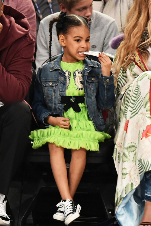 XXX beyhive4ever:  Blue Ivy at the NBA All-Star photo