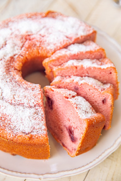 foodffs: STRAWBERRY POUND CAKE Follow for