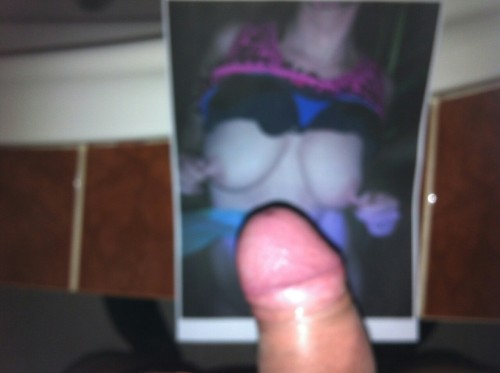 petertjeeeeeeuh: I Love it when they do that. My wifes saggy tits and big nipples #saggy #nipples #t