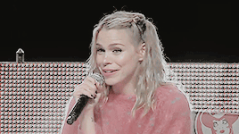flipse:female awesomeness • Billie Piper