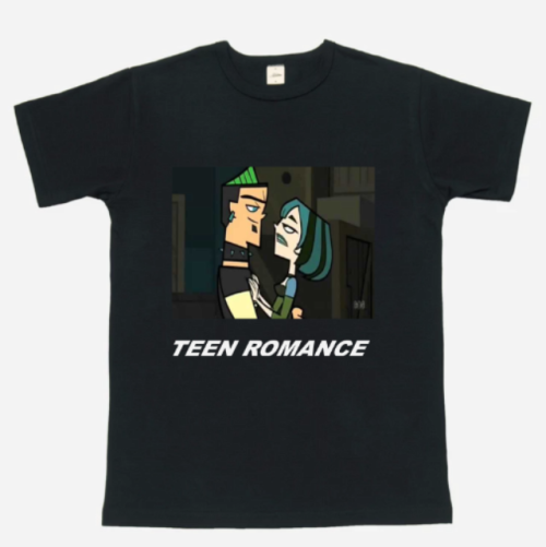 chref: totaljenisland:hi guys its me the ceo of hot topic we are now selling this total drama x lil 