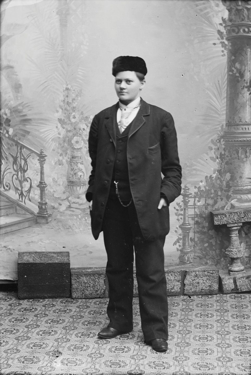 putthison:  Women in Menswear, 1900Mashable has a cool story about two Norwegian