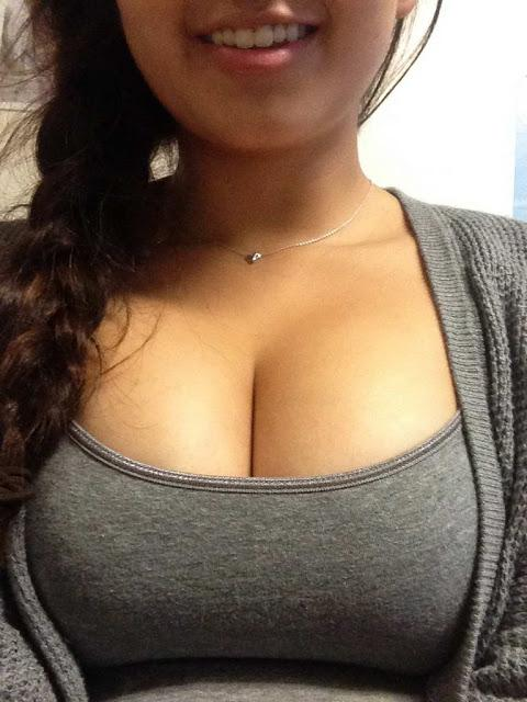 thingsthatmakemegohmmmmm:  Busty desi teen