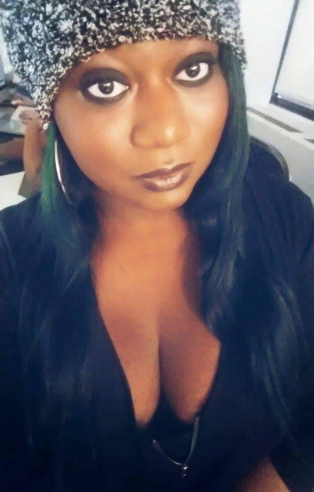 bloody-typhoid2:  wereharpy:  madame-typhoid:  #blackout #blackisbeautiful   You