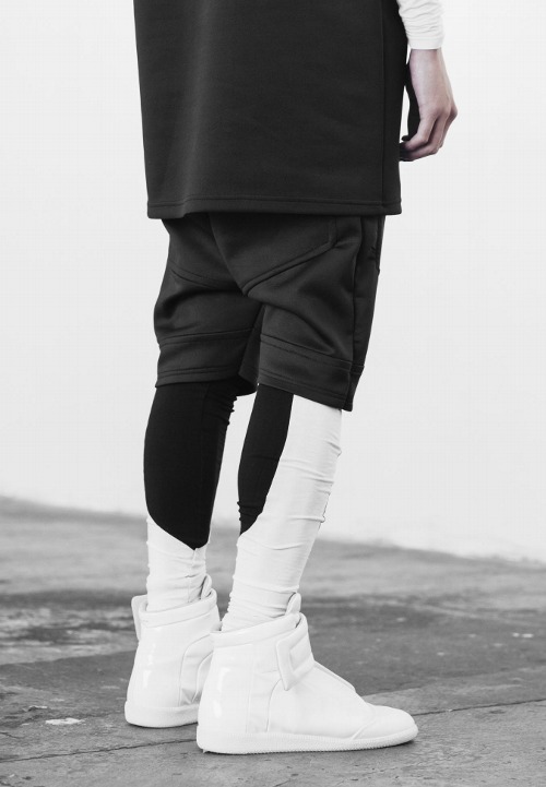 blvck-zoid:  Follow BLVCK-ZOID for fashion repcode ‘blvckzoid’ at KARMALOOP for a discount